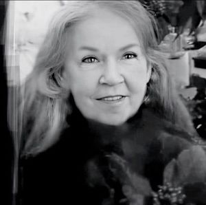 Meet your Posher, Patsy